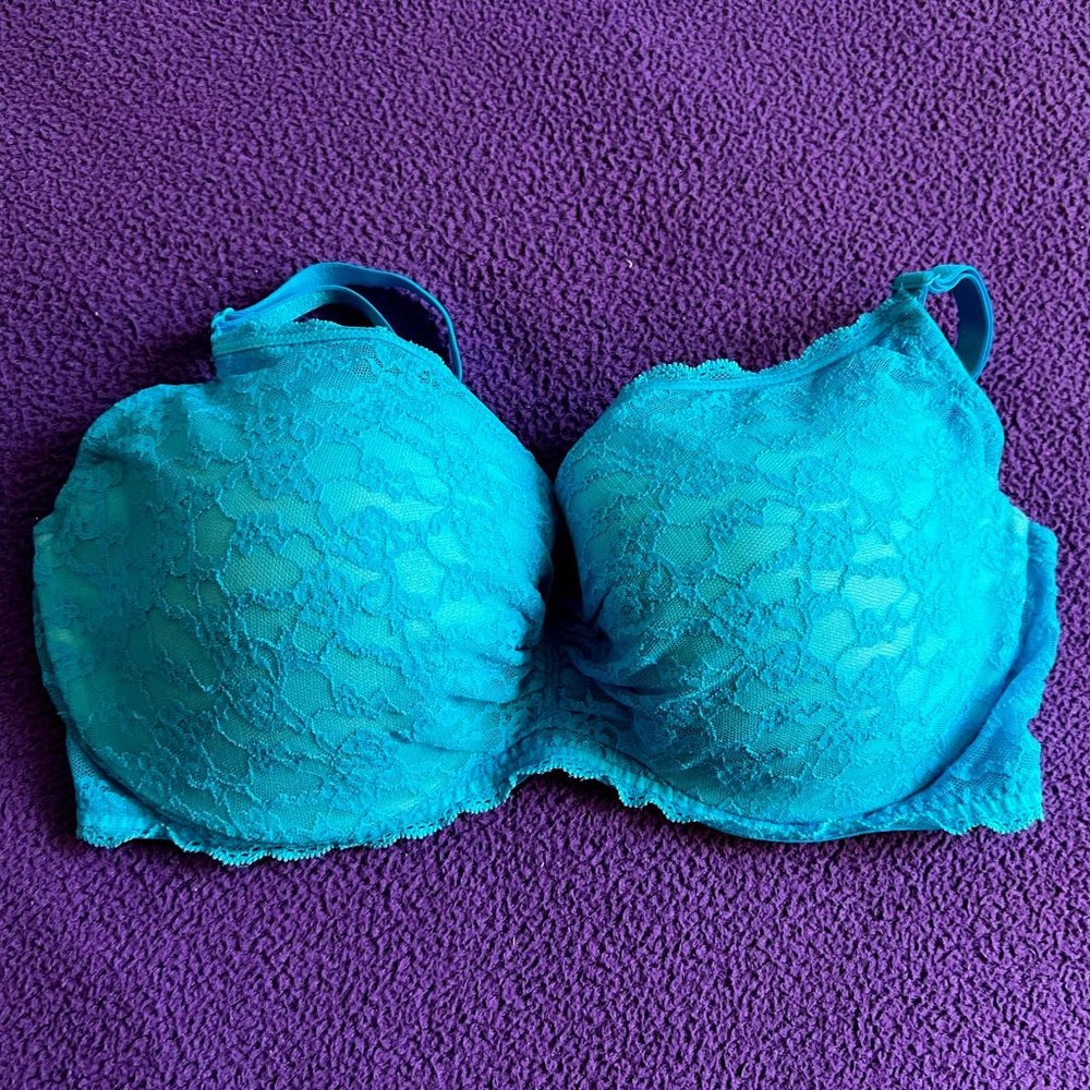 Victoria's Secret Blue Aqua Lace Lined Demi Bra - 38DD / 38E